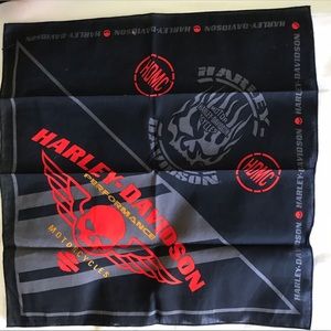 NWOT HARLEY DAVIDSON BLACK BANDANA